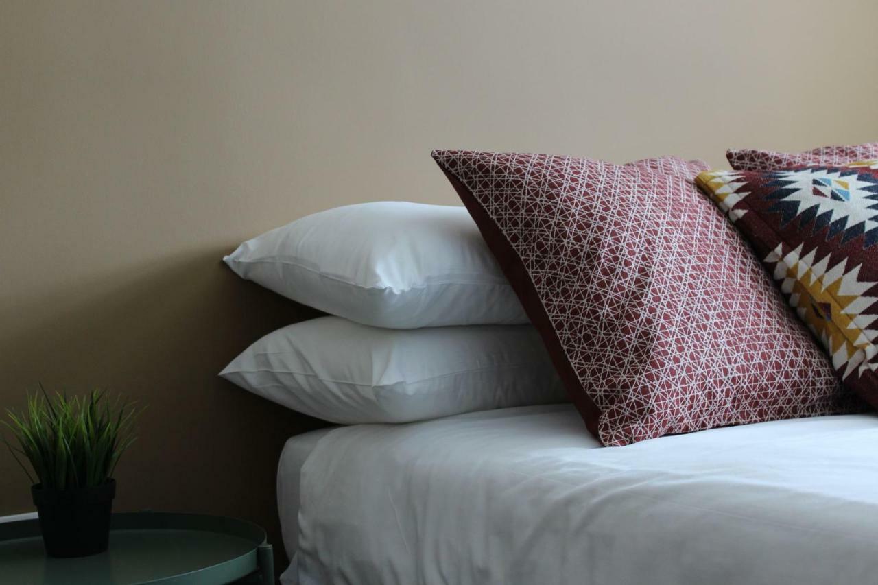 The Town & Country Lodge Dundry Экстерьер фото